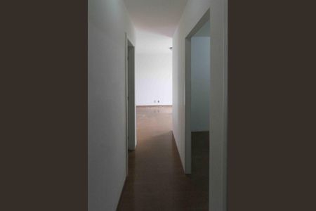 Apartamento à venda com 64m², 3 quartos e 1 vagaCorredor