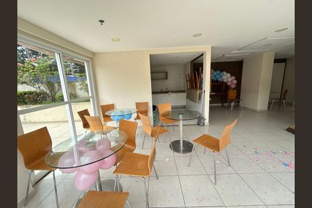 Apartamento à venda com 139m², 3 quartos e 2 vagasÁrea comum - Salão de festas