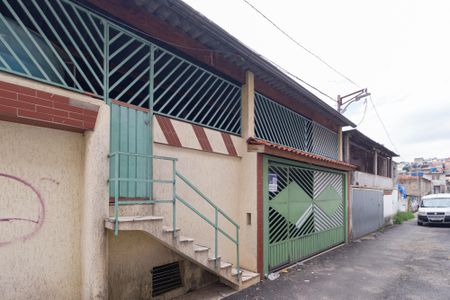 Casa para alugar com 58m², 2 quartos e 1 vagaFachada