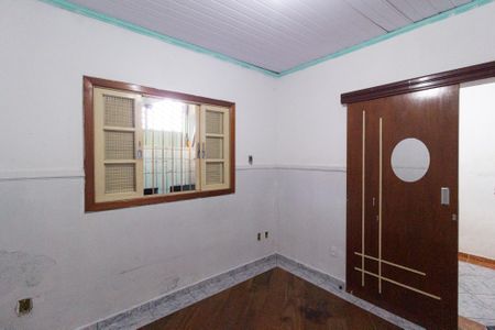 Casa para alugar com 58m², 2 quartos e 1 vagaQuarto 1