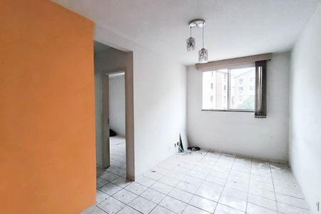 Sala de apartamento para alugar com 2 quartos, 43m² em Cosmos, Rio de Janeiro