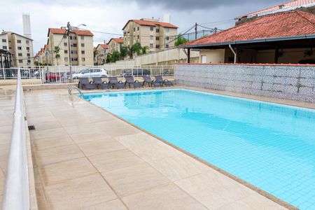 Apartamento para alugar com 43m², 2 quartos e 1 vaga Apartamento para alugar com 43m², 2 quartos e 1 vagaÁrea comum - Piscina