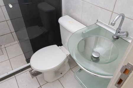 Apartamento para alugar com 43m², 2 quartos e 1 vaga Apartamento para alugar com 43m², 2 quartos e 1 vagaBanheiro