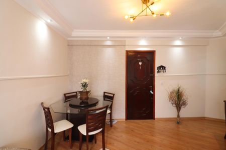 Apartamento à venda com 80m², 2 quartos e 2 vagasSala 