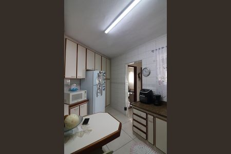 Apartamento à venda com 80m², 2 quartos e 2 vagasCozinha 