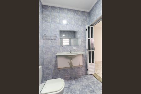 Casa para alugar com 150m², 3 quartos e 8 vagasBanheiro Quarto 3 - Suíte