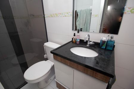 Apartamento à venda com 56m², 2 quartos e 1 vaga Apartamento à venda com 56m², 2 quartos e 1 vagaBanheiro