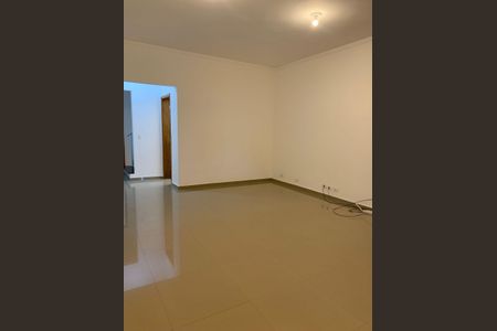 Sala de casa para alugar com 3 quartos, 141m² em Balneario Praia do Perequê, Guarujá