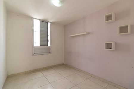 Quarto 2 de apartamento à venda com 3 quartos, 57m² em Conjunto Residencial José Bonifácio, São Paulo