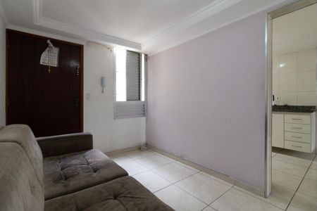 Sala de apartamento à venda com 3 quartos, 57m² em Conjunto Residencial José Bonifácio, São Paulo