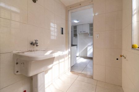 Apartamento à venda com 57m², 3 quartos e 1 vagaÁrea de Serviço