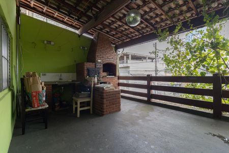 Casa à venda com 120m², 3 quartos e 2 vagas Casa à venda com 120m², 3 quartos e 2 vagasVaranda Gourmet