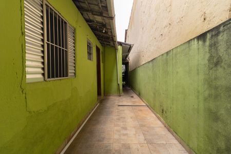 Casa à venda com 120m², 3 quartos e 2 vagas Casa à venda com 120m², 3 quartos e 2 vagasQuintal