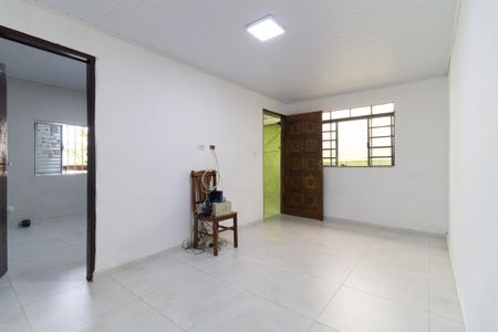 Sala de casa à venda com 3 quartos, 120m² em Vila Caraguata, São Paulo