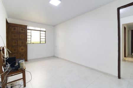Casa à venda com 120m², 3 quartos e 2 vagas Casa à venda com 120m², 3 quartos e 2 vagasSala