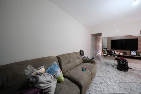 Sala de casa à venda com 9 quartos, 750m² em Vila Dalila, São Paulo