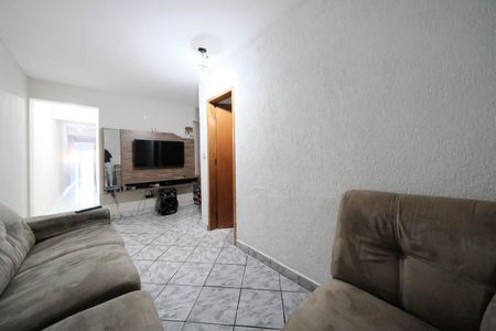Sala de casa à venda com 7 quartos, 750m² em Vila Dalila, São Paulo