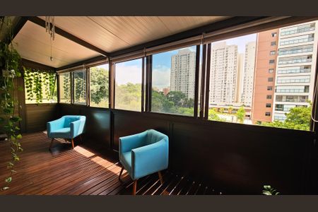 Casa à venda com 250m², 3 quartos e 4 vagas