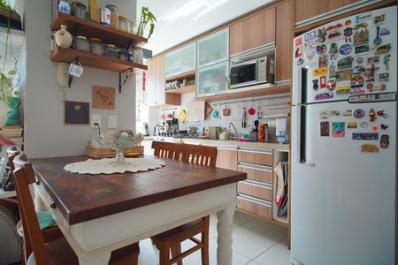 Apartamento à venda com 67m², 2 quartos e 1 vagaCozinha