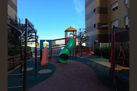Apartamento à venda com 67m², 2 quartos e 1 vaga Apartamento à venda com 67m², 2 quartos e 1 vagaÁrea Comum - Playground