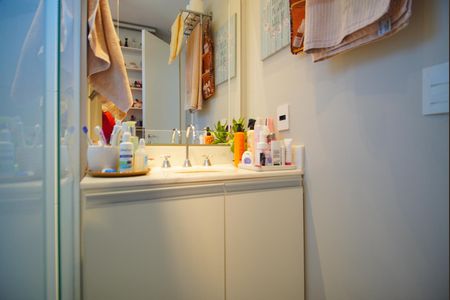 Apartamento à venda com 67m², 2 quartos e 1 vagaBanheiro Corredor