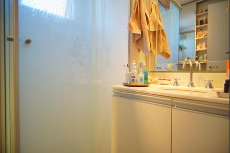 Apartamento à venda com 67m², 2 quartos e 1 vagaBanheiro Corredor