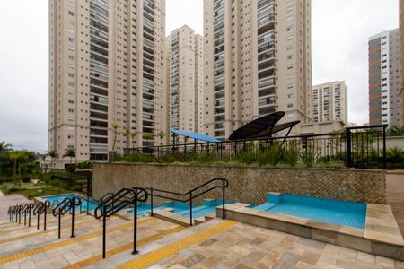 Apartamento para alugar com 122m², 3 quartos e 2 vagas Apartamento para alugar com 122m², 3 quartos e 2 vagasPiscina