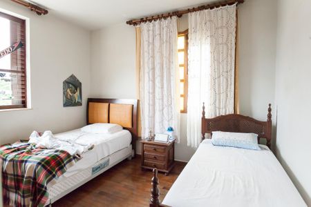 Casa à venda com 300m², 4 quartos e 4 vagasquarto 3