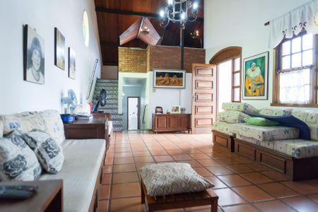 Casa à venda com 300m², 4 quartos e 4 vagas sala / quarto extra
