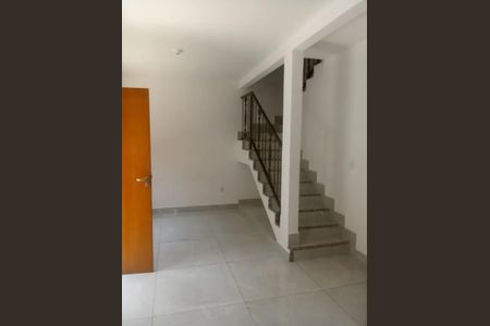 Casa de Condomínio para alugar com 3 quartos, 130m² em Parque Amazonia, Goiânia