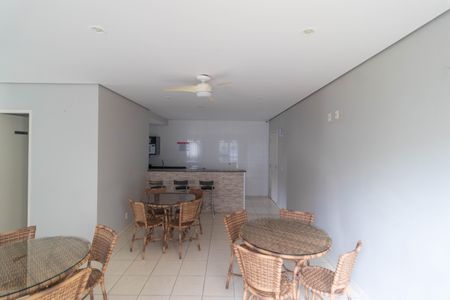 Apartamento para alugar com 75m², 3 quartos e 2 vagasÁrea comum - Salão de festas