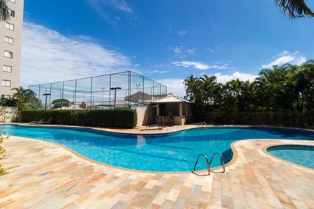 Apartamento para alugar com 75m², 3 quartos e 2 vagasÁrea comum - Piscina