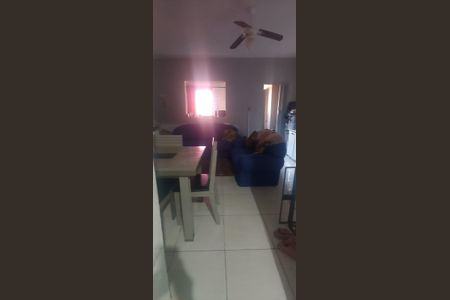Sala de casa para alugar com 2 quartos, 103m² em Jardim Maria Tereza, Diadema