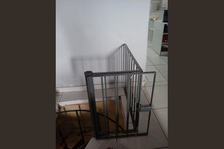 Cozinha de casa para alugar com 2 quartos, 103m² em Jardim Maria Tereza, Diadema