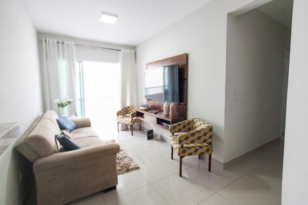 Sala de apartamento para alugar com 2 quartos, 71m² em Santa Mônica, Uberlândia