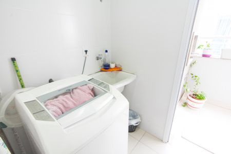 Apartamento para alugar com 71m², 2 quartos e 2 vagasÁrea de Serviço