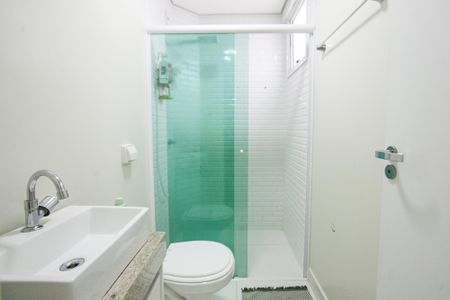 Apartamento para alugar com 71m², 2 quartos e 2 vagasBanheiro da Suite