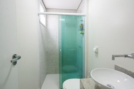 Apartamento para alugar com 71m², 2 quartos e 2 vagasBanheiro Social