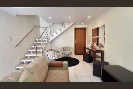 Sala de casa para alugar com 3 quartos, 200m² em Santa Paula, São Caetano do Sul