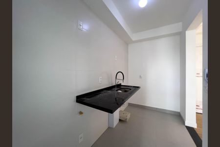 Apartamento para alugar com 39m², 1 quarto e sem vagaCozinha e área de serviço 