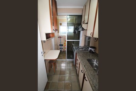 Cozinha de apartamento para alugar com 1 quarto, 60m² em Centro, São José dos Campos