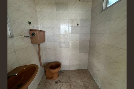 Casa à venda com 100m², 4 quartos e 1 vagaBanheiro 4