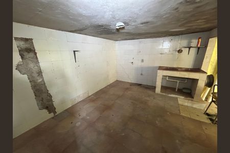 Casa à venda com 100m², 4 quartos e 1 vagaÁrea comum