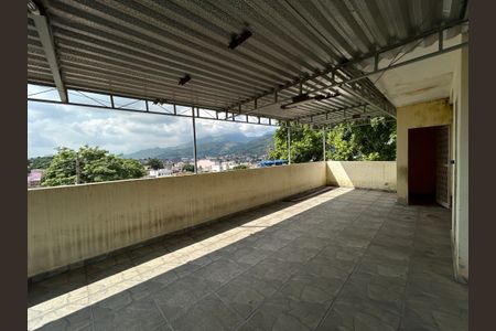 Casa à venda com 100m², 4 quartos e 1 vagaTerraço
