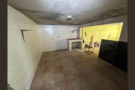 Casa à venda com 100m², 4 quartos e 1 vagaÁrea comum