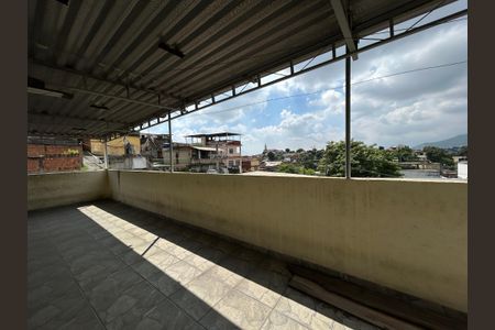 Casa à venda com 100m², 4 quartos e 1 vagaTerraço