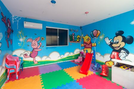 Apartamento para alugar com 50m², 2 quartos e 1 vaga Apartamento para alugar com 50m², 2 quartos e 1 vagaÁrea comum - Brinquedoteca