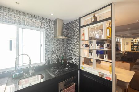 Apartamento para alugar com 50m², 2 quartos e 1 vaga Apartamento para alugar com 50m², 2 quartos e 1 vagaCozinha e Área de Serviço