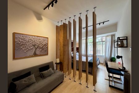 Apartamento à venda com 29m², 1 quarto e sem vagaSala