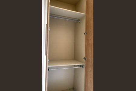 Quarto de apartamento para alugar com 3 quartos, 98m² em Vila Menck, Osasco